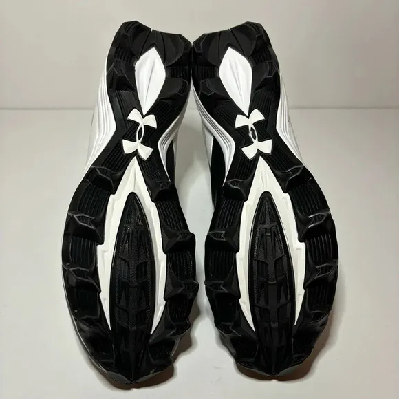 Under Armour Mens UA Hammer MC Football Cleats Mid RM 1289761-011 Black 12.5 NEW