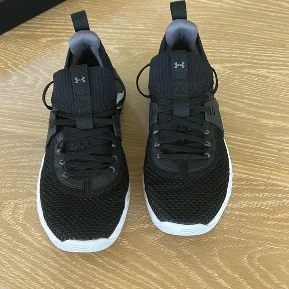 UNDER ARMOUR Men's UA Project Rock 4 Training Shoes, Black, Size 9.5, NWT