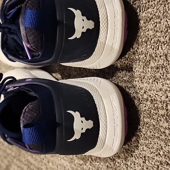 Under Armour Project Rock 5 disrupt Training Shoes White and Purple size 10