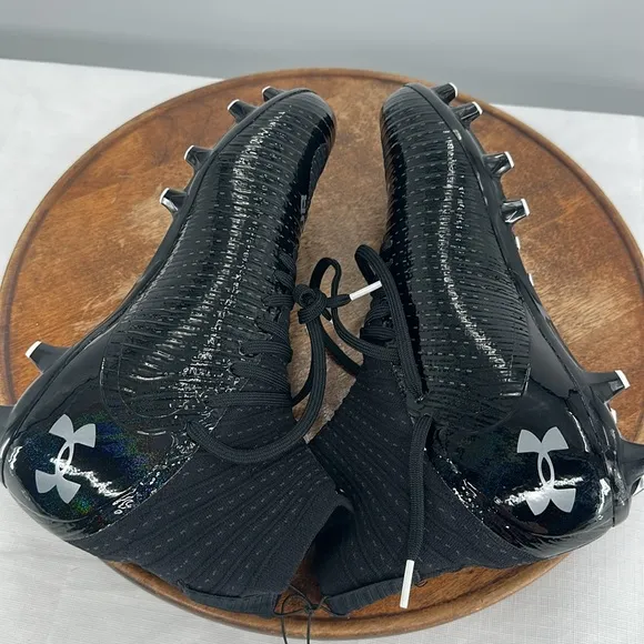 Under Armour Shoes Mens 9 Black Highlight 2 MC Knit Football Cleats SuperFoam