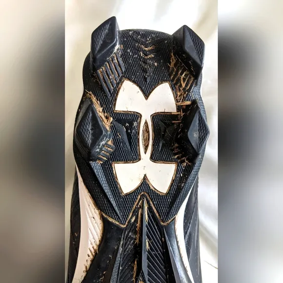 Under Armour Spotlight Franchise Men's Football Cleats
