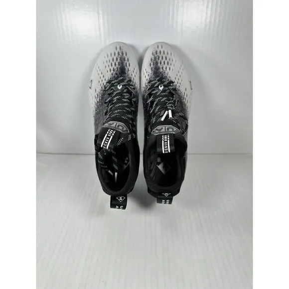 Under Armour Spotlight Lux MC 2.0 Football Cleats Mens Size 10 3025082-001 NEW
