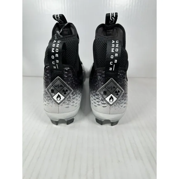 Under Armour Spotlight Lux MC 2.0 Football Cleats Mens Size 11 3025082-001 NEW