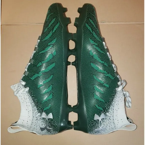 UNDER ARMOUR SPOTLIGHT MC FOOTBALL CLEATS MEN'S SIZE 13 NEW WITHOUT BOX!!!