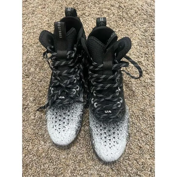 Under Armour, women's UA W Spotlight Clone 4.0 MC shoes