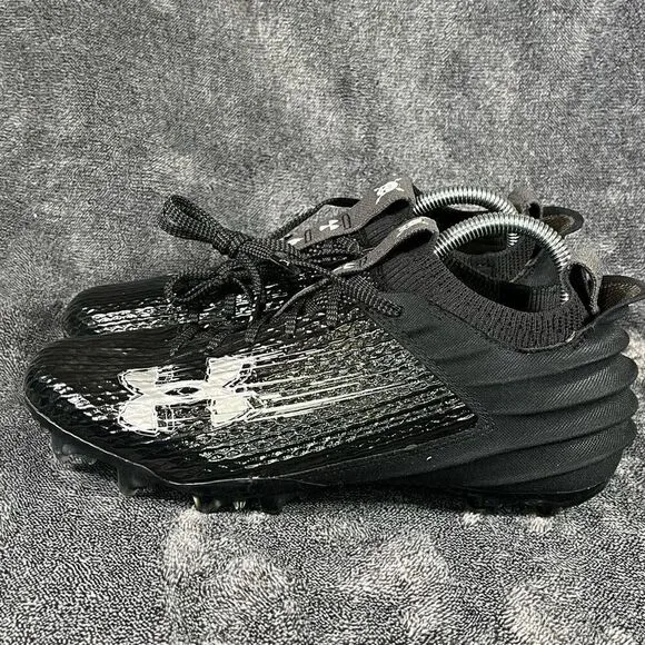 Under Armour Blur Smoke 2.0 Black Football Cleats  Men's Size 8