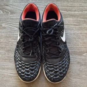 Used Nike Vapor Cage Hard Court Tennis Shoes- Size 14
