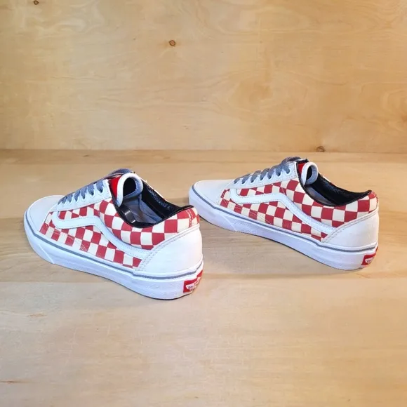 Vans Old Skool Red and White Mens 6.5/Womens 8 Checkerboard Sneakers