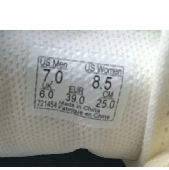 Vans Pop Sentry WC Marshmallow  Woman's Size 8.5 High Top Sneakers Features