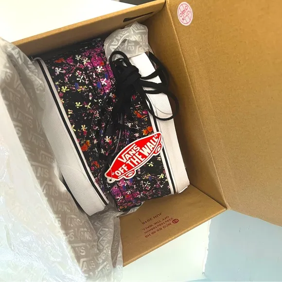VANS Sk8 Hi Top Kids Black Floral