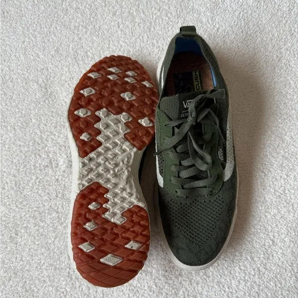 Vans Ultra Range Tennis Shoes