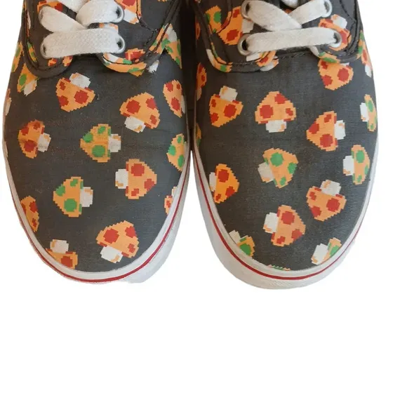 Vans x Nintendo Mushroom Sneakers Tennis Shoes Men's size 8.5