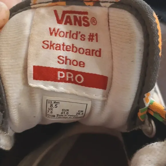 Vans x Nintendo Mushroom Sneakers Tennis Shoes Men's size 8.5