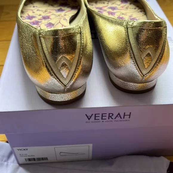 Veerah Vicki Flats, Gold Rush, size 8.5 (vegan luxury shoes)
