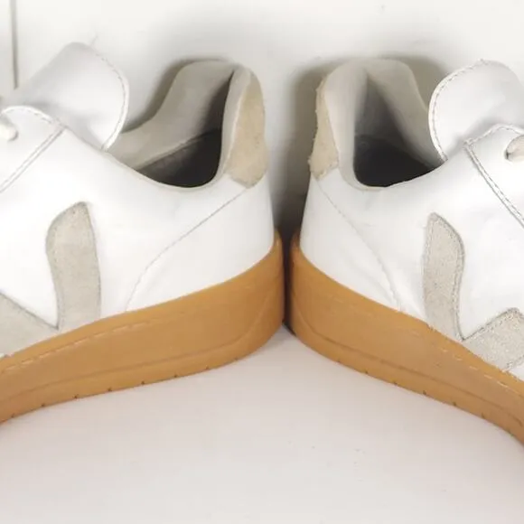 Veja Men's V-12 US 8 White Natural Leather Lace Up Low Top Sneakers Shoes