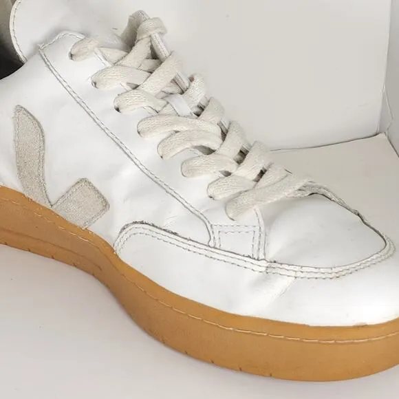 Veja Men's V-12 US 8 White Natural Leather Lace Up Low Top Sneakers Shoes