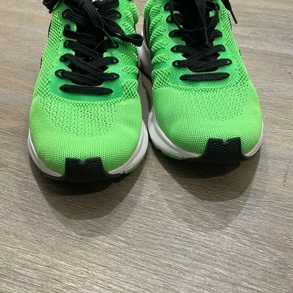 Veja Tennis Shoes