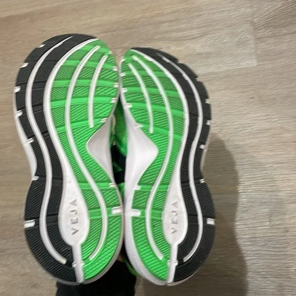 Veja Tennis Shoes