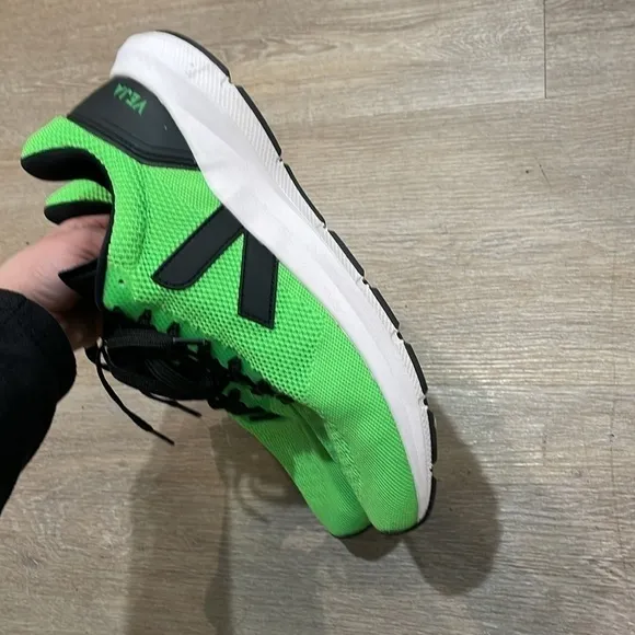 Veja Tennis Shoes
