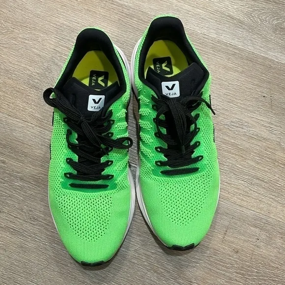 Veja Tennis Shoes