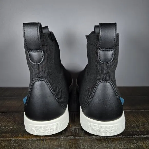 Vessi Weekend Chelsea Mens Size 11 Waterproof Shoes Sneakers Black White