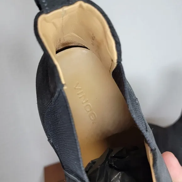Vince Sawyer Chelsea boot pull-on crepe rubber soles with calfskin suede