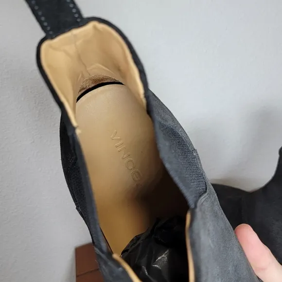 Vince Sawyer Chelsea boot pull-on crepe rubber soles with calfskin suede