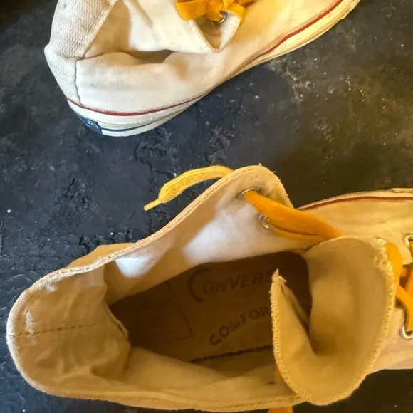 Vintage Converse Chuck Taylor High-Top BB Shoes 11 with Yellow Laces