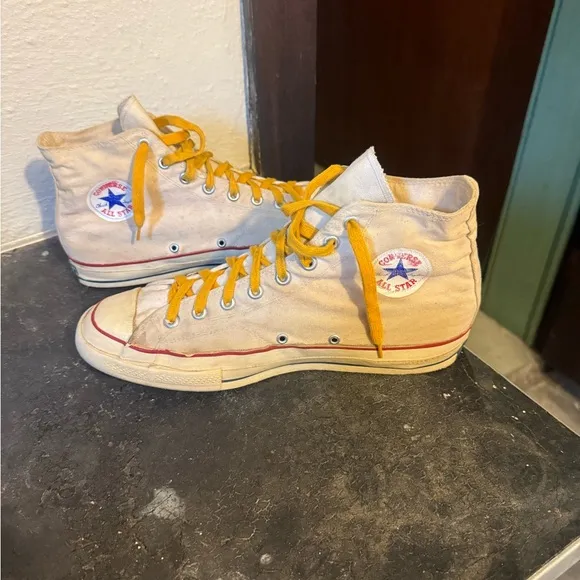 Vintage Converse Chuck Taylor High-Top BB Shoes 11 with Yellow Laces