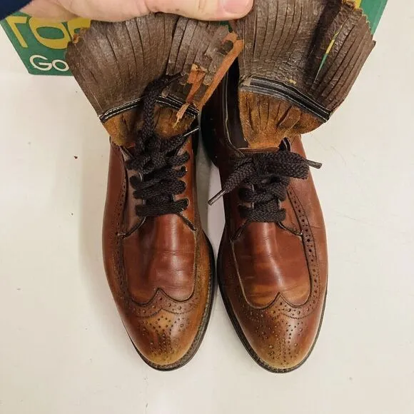 Vintage FootJoy Classics Leather Golf Shoes Metal Cleats Wingtip  Size 7 w/box