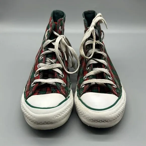 Vintage Made is USA Converse Christmas Plaid High Top All Star shoes