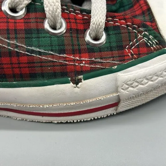 Vintage Made is USA Converse Christmas Plaid High Top All Star shoes