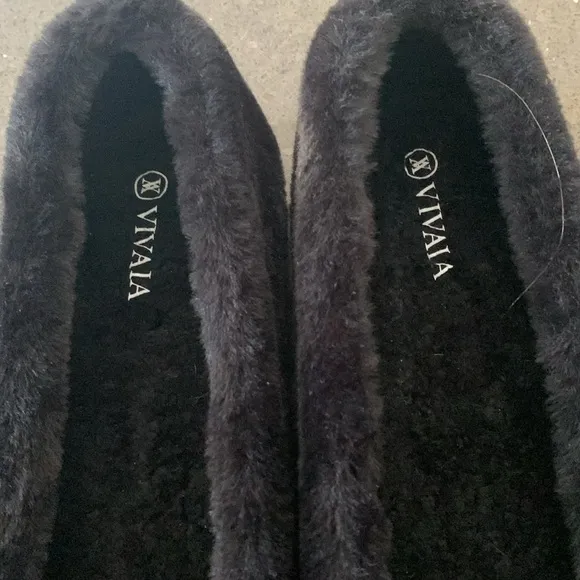 Vivaia Margot 2.0 Black Mink Faux Fur Flats 9