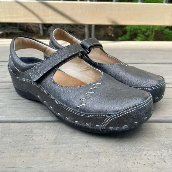 Wolky Strap Cloggy Metallic Silver Leather Shoes size 41