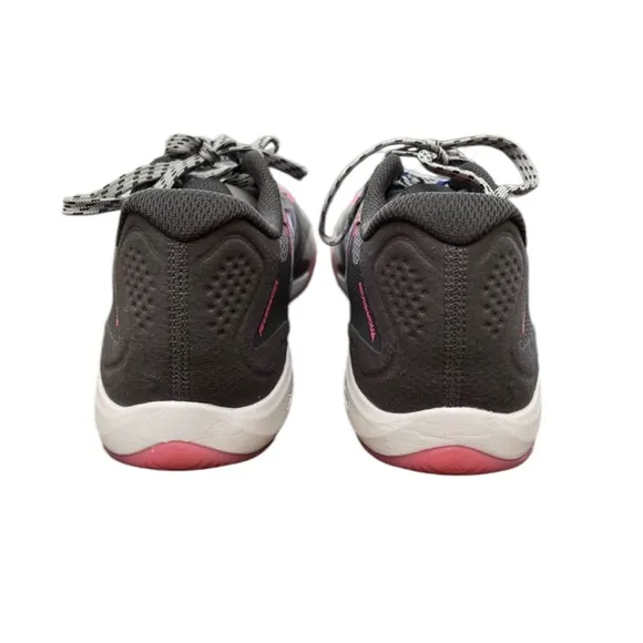 Women’s Adidas Fevernova Court Indoor Soccer Shoe Grey/Pink – Sz 11.5