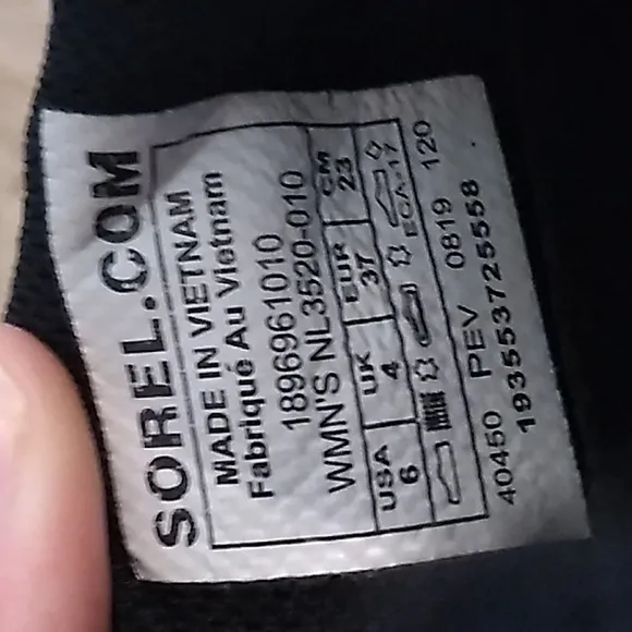 Women's Black Sorel Tennis Shoes, Size 6