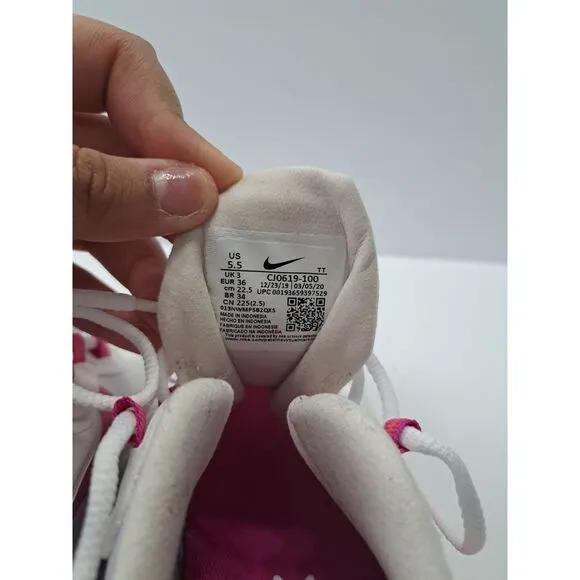 Women's Nike‎ Air 270 Tennis Shoes. Size US 5.5