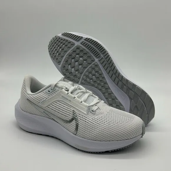 Women’s Nike Air Zoom Pegasus 40 Road Running Shoes DV3854-101 USED tried on sz7