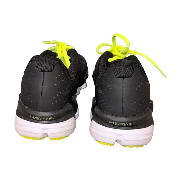 Wrn 2X🔥UNDER ARMOUR black yellow athletic tennis shoes youth boys size 6.5