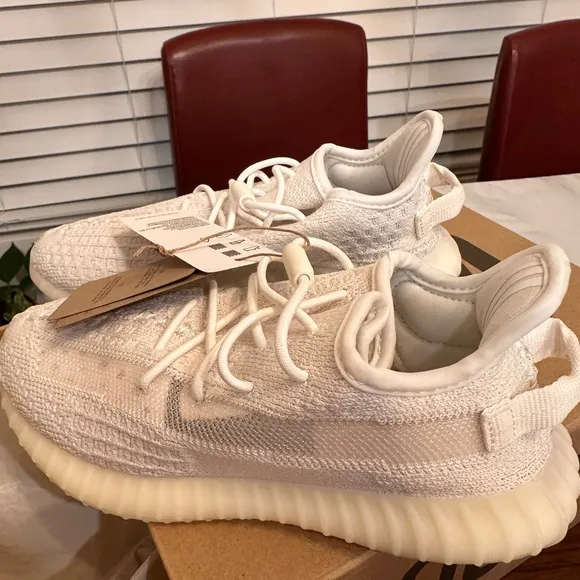Yeezy Boost 350 Boys Tennis Shoes