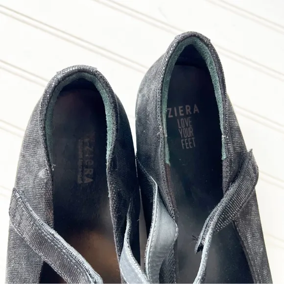 Ziera Size 42 Black Mary Jane Comfort Shoes